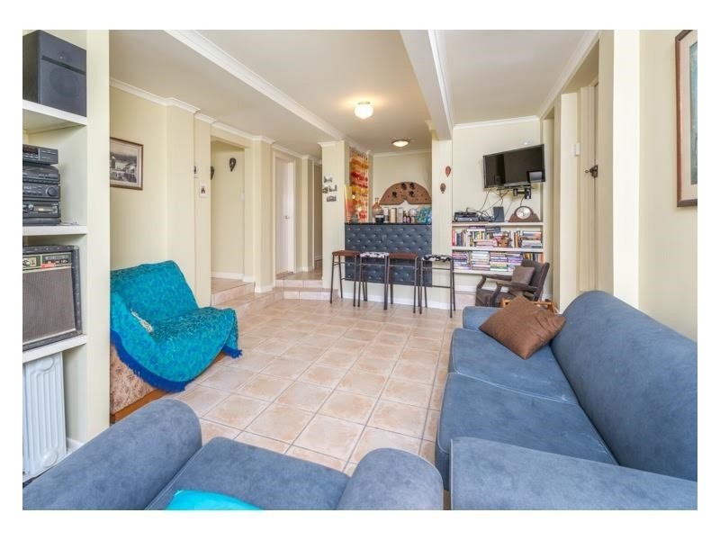 53 Highland Terrace, St Lucia QLD 4067