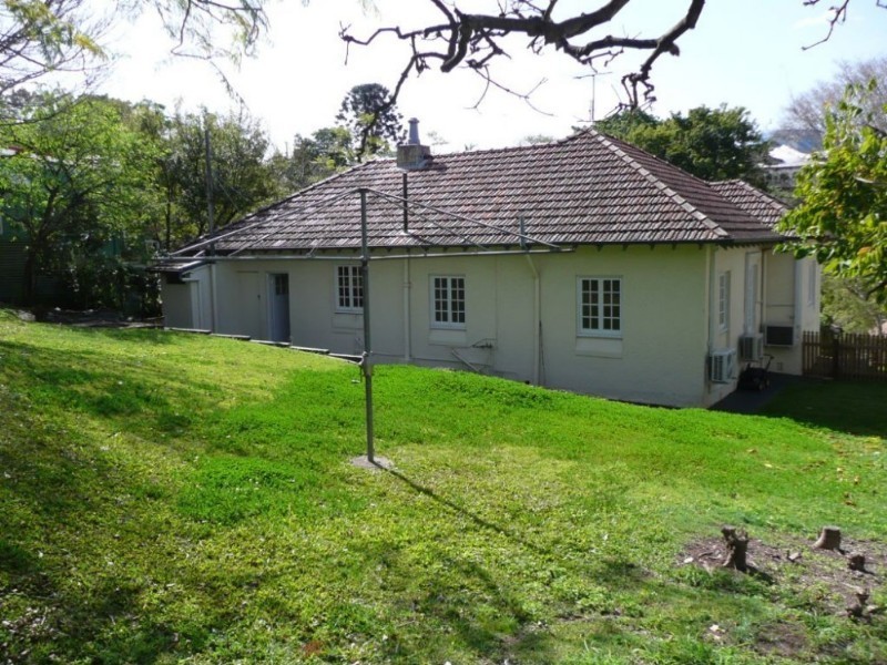 23 Herbert Street, Toowong QLD 4066