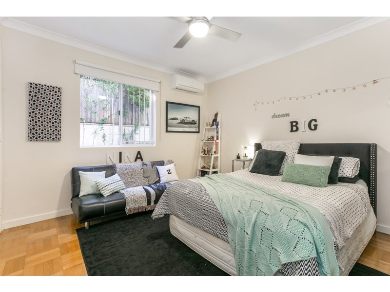 143 Chelmer Street West, Chelmer QLD 4068