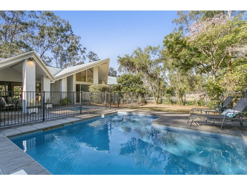 55 Logan Place, Pullenvale QLD 4069