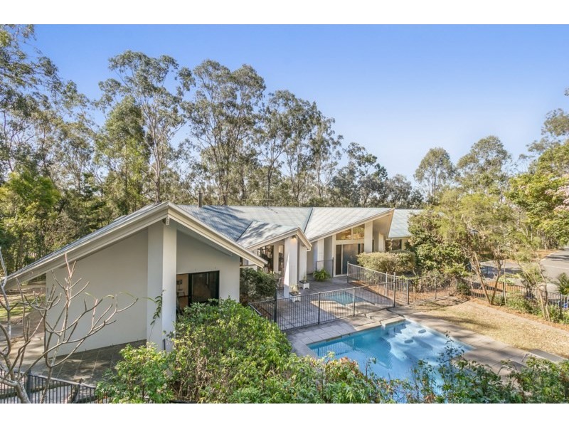 55 Logan Place, Pullenvale QLD 4069