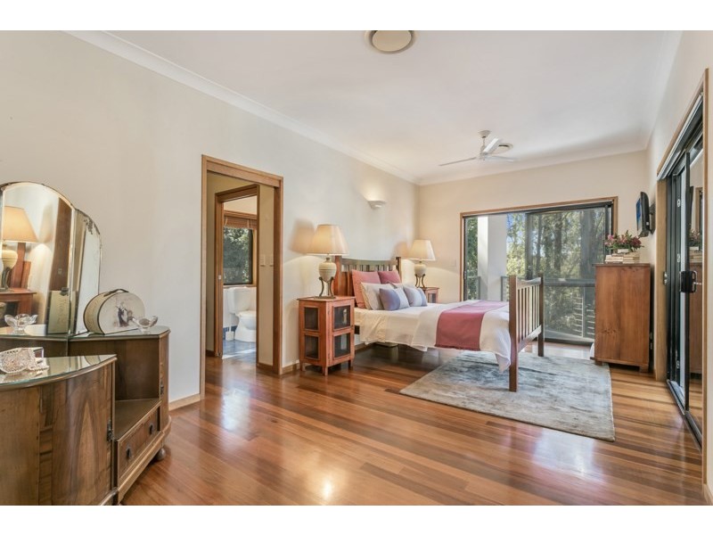 55 Logan Place, Pullenvale QLD 4069