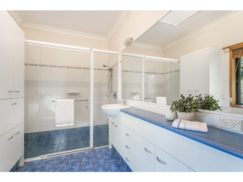 55 Logan Place, Pullenvale QLD 4069