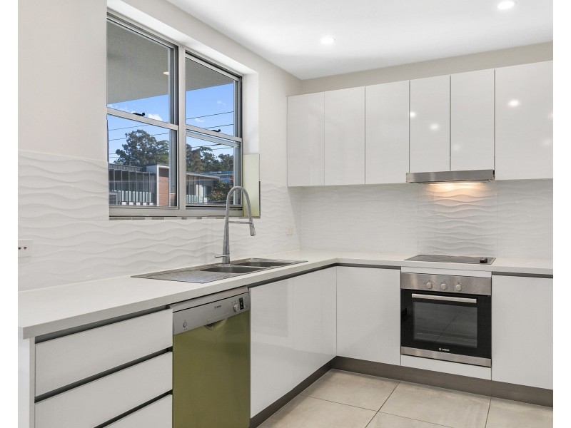 3/50 Depper Street, St Lucia QLD 4067