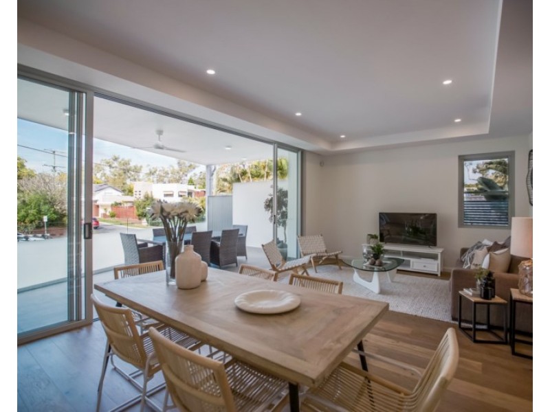 2/11 Mayne Street, Toowong QLD 4066