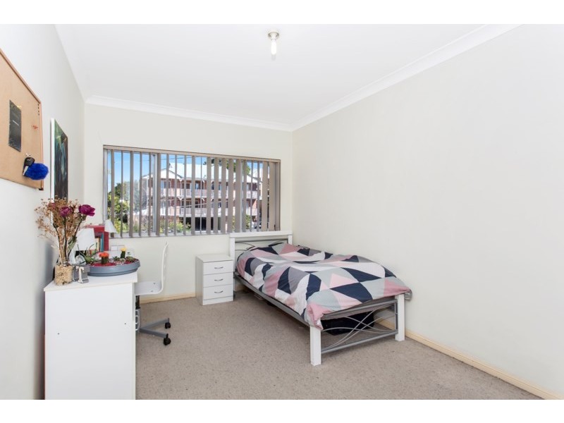 4/73 Waverley Road, Taringa QLD 4068