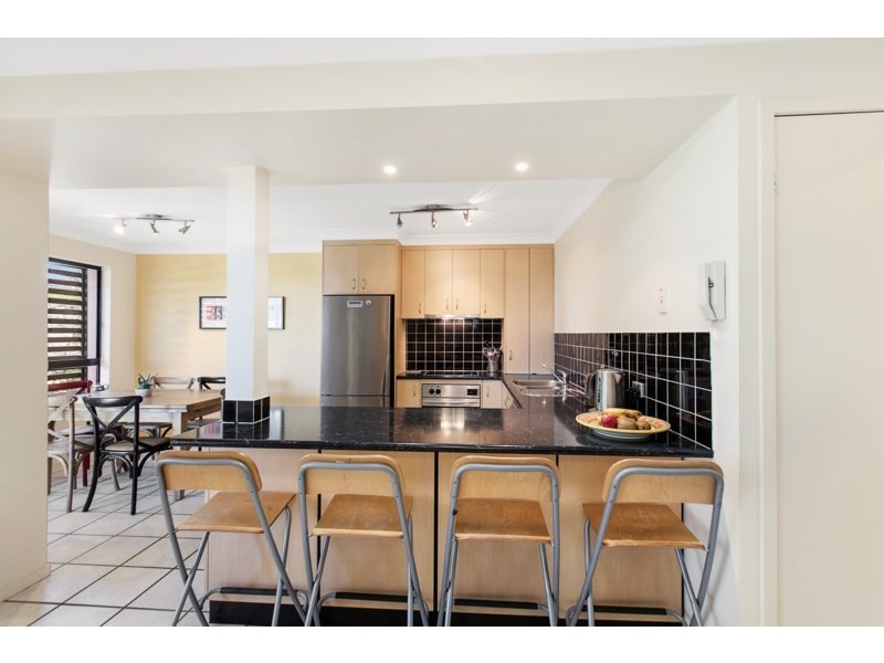 2/62 Elizabeth Street, Toowong QLD 4066