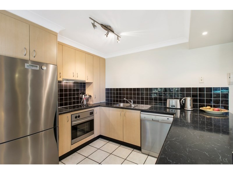 2/62 Elizabeth Street, Toowong QLD 4066