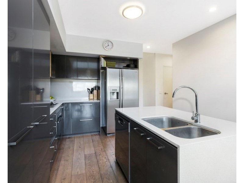 16/27-31 Elizabeth Street, Toowong QLD 4066