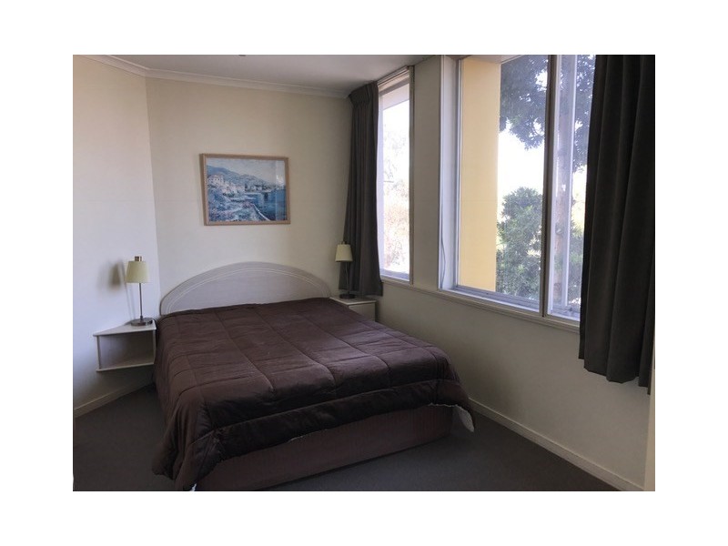 15/435 Coronation Drive, Auchenflower QLD 4066