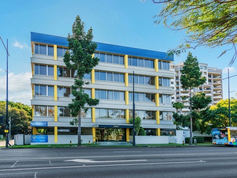 15/435 Coronation Drive, Auchenflower QLD 4066