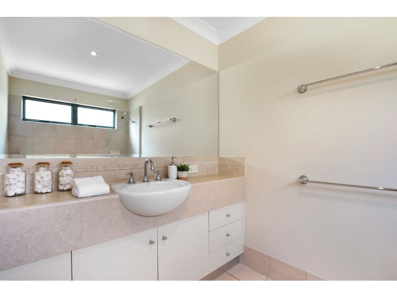 6/37 Indooroopilly Road, Taringa QLD 4068