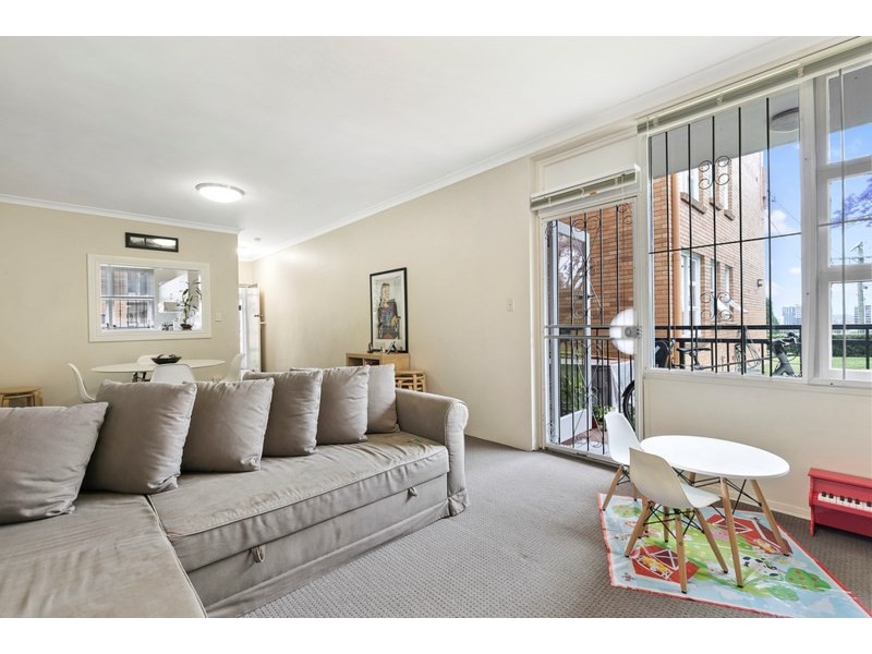 18/16 Dovercourt Road, Toowong QLD 4066