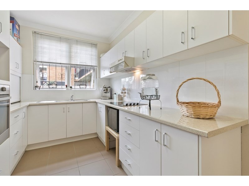 18/16 Dovercourt Road, Toowong QLD 4066