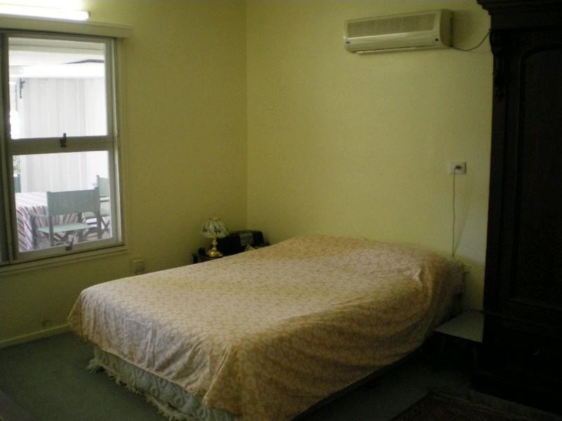 71 Taringa Parade, Taringa QLD 4068