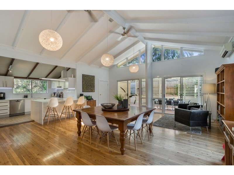 87 Honour Avenue, Chelmer QLD 4068