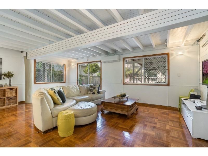 87 Honour Avenue, Chelmer QLD 4068