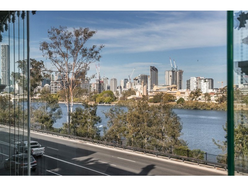 5/249 Coronation Drive, Milton QLD 4064