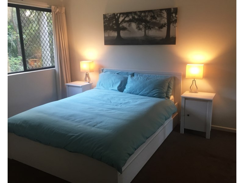 1/52 Bishop Street, St Lucia QLD 4067