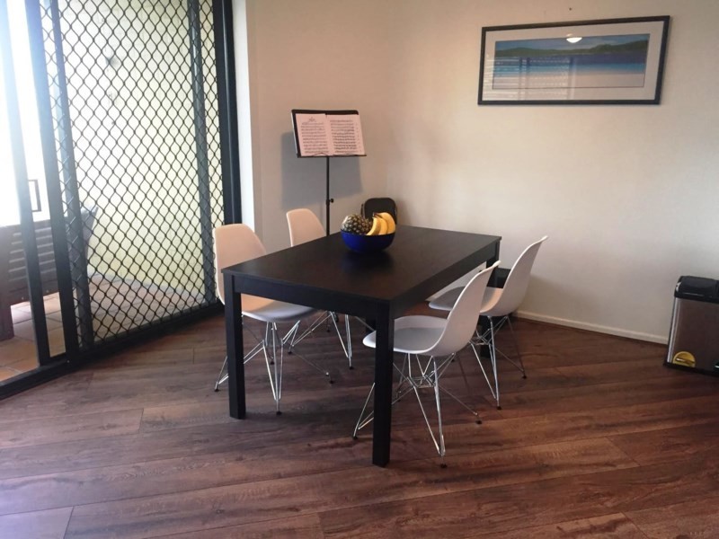 1/52 Bishop Street, St Lucia QLD 4067