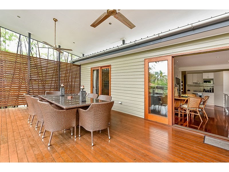 30 Equinox Street, Taringa QLD 4068