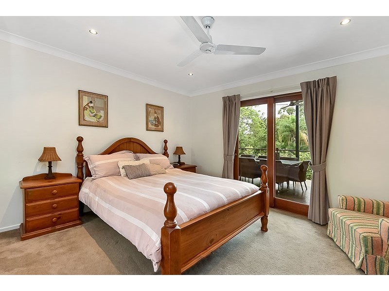 30 Equinox Street, Taringa QLD 4068