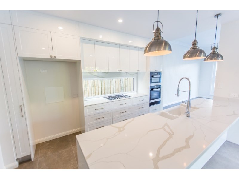 32 Burns Road, Toowong QLD 4066