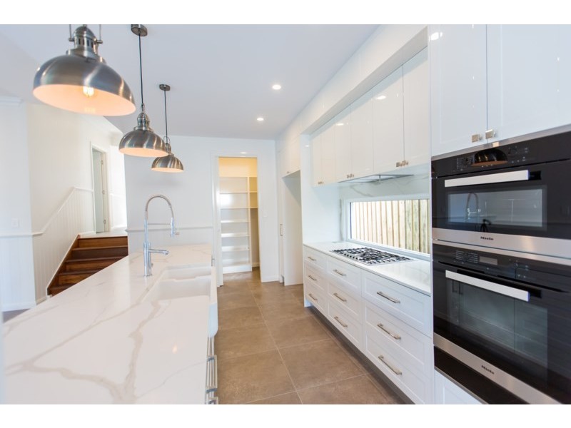 32 Burns Road, Toowong QLD 4066