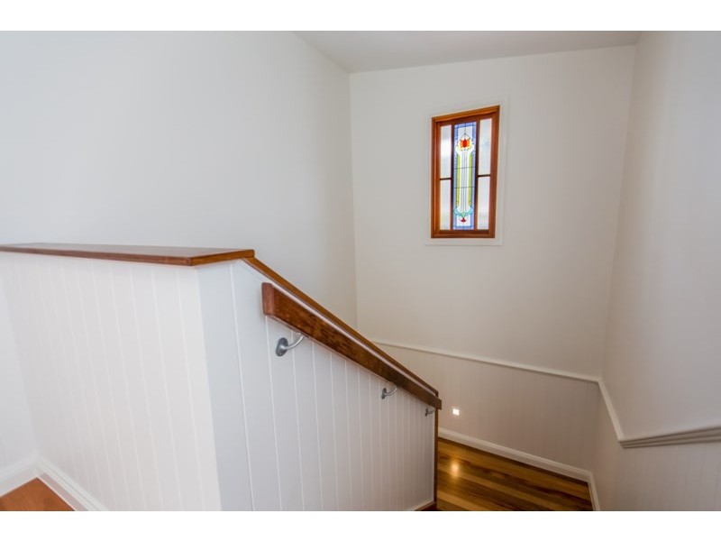 32 Burns Road, Toowong QLD 4066