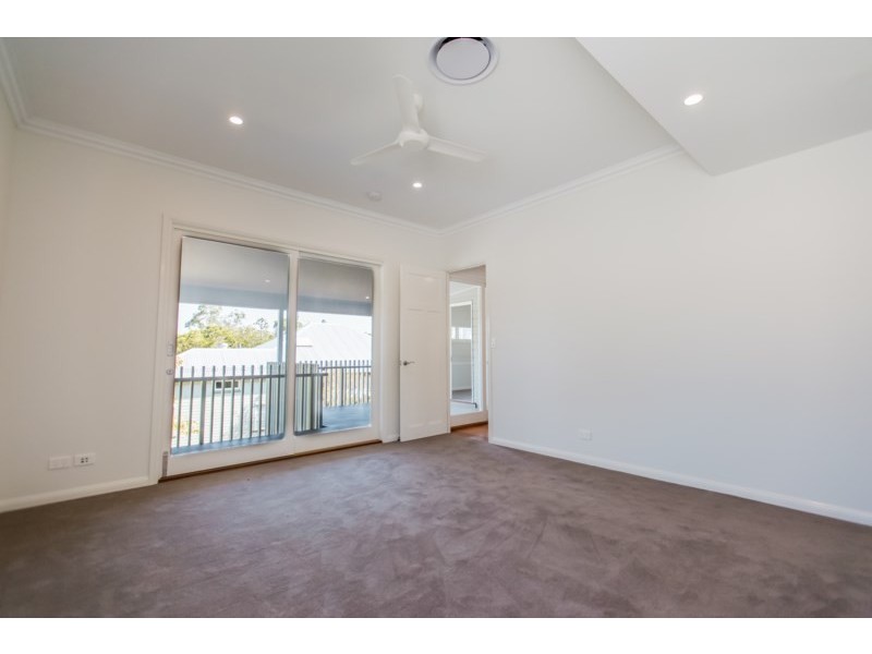 32 Burns Road, Toowong QLD 4066