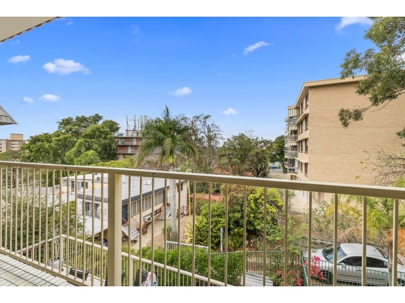28/68 Bellevue Terrace, St Lucia QLD 4067