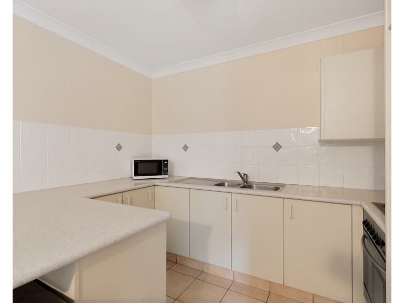 4/57 Mitre Street, St Lucia QLD 4067