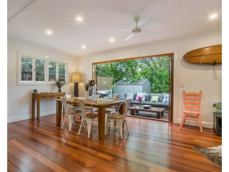 13 Borden Street, Sherwood QLD 4075