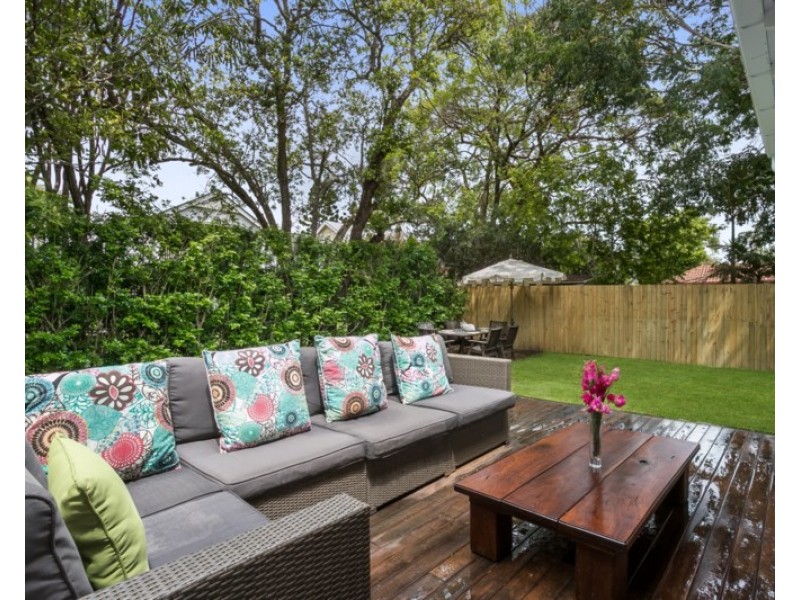 13 Borden Street, Sherwood QLD 4075