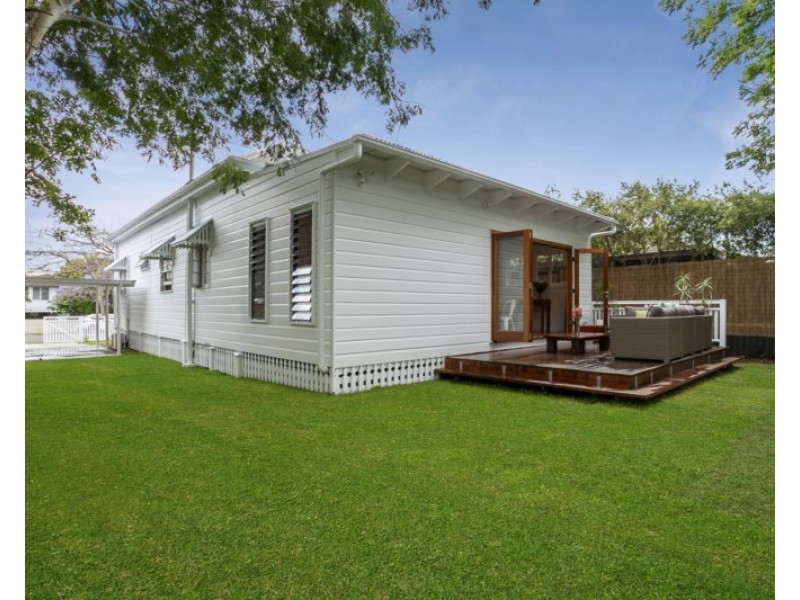 13 Borden Street, Sherwood QLD 4075