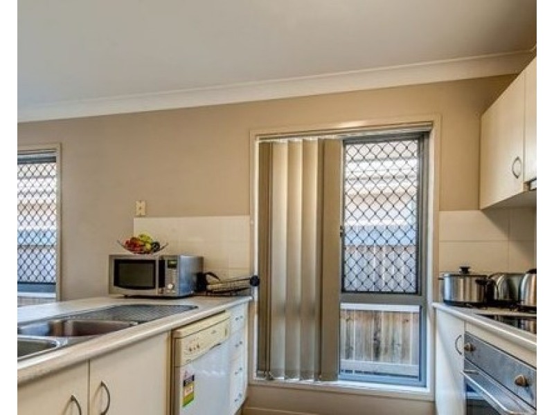 24 Greenleaf Avenue, Springfield Lakes QLD 4300