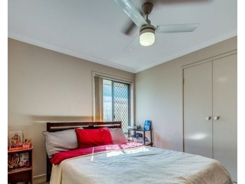 24 Greenleaf Avenue, Springfield Lakes QLD 4300