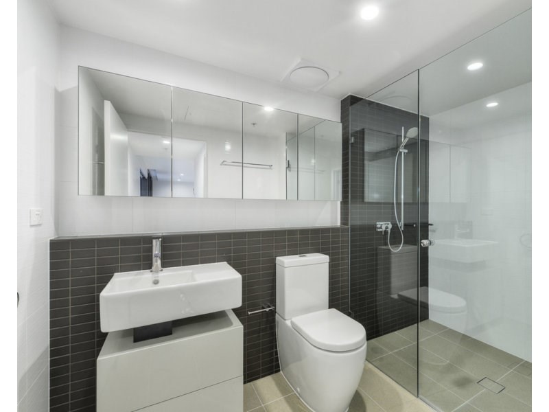 2005/55 Railway Terrace, Milton QLD 4064