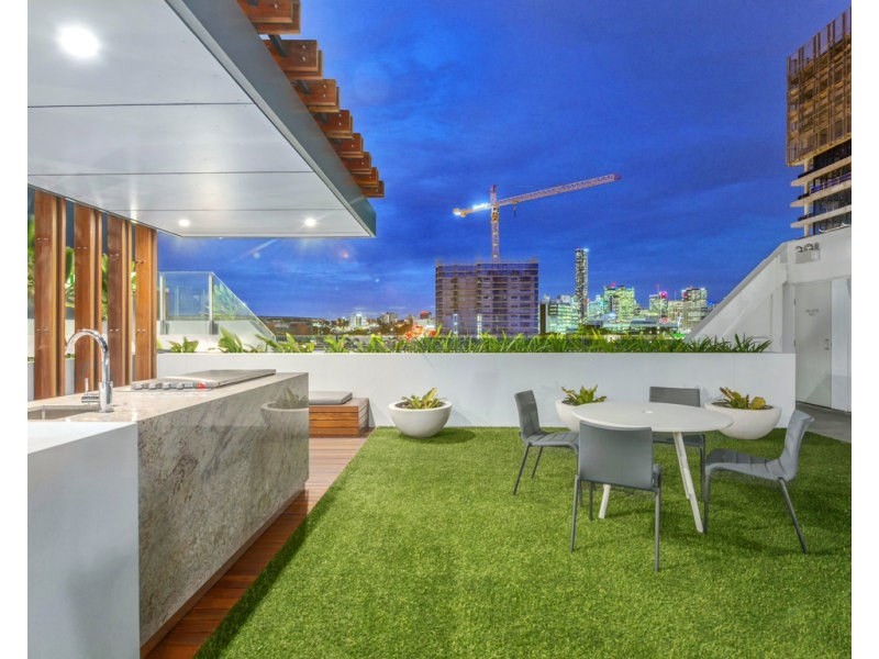 2005/55 Railway Terrace, Milton QLD 4064