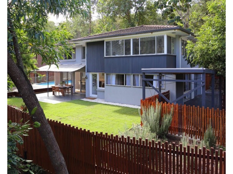 48 Cassandra Street, Chapel Hill QLD 4069