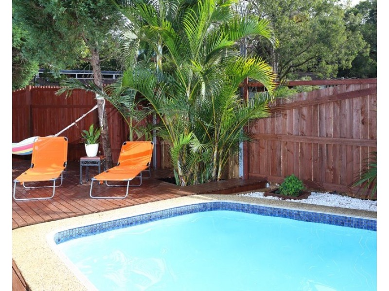 48 Cassandra Street, Chapel Hill QLD 4069