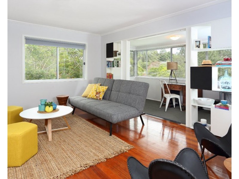 48 Cassandra Street, Chapel Hill QLD 4069