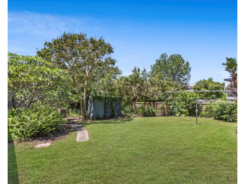 379 Webster Road, Stafford Heights QLD 4053