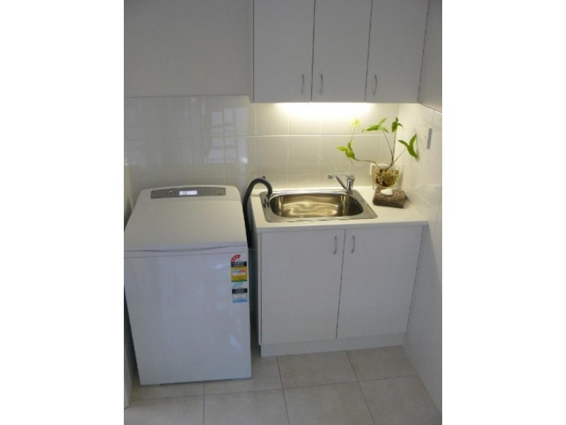 9 Kanooka Street, Bellbowrie QLD 4070