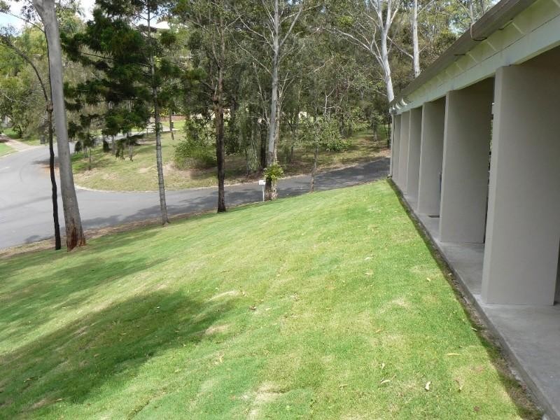 9 Kanooka Street, Bellbowrie QLD 4070