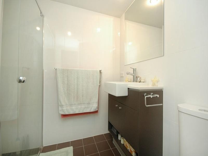 2008/92 Quay Street, Milton QLD 4064