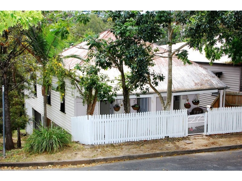 42 Thorpe Street, Auchenflower QLD 4066