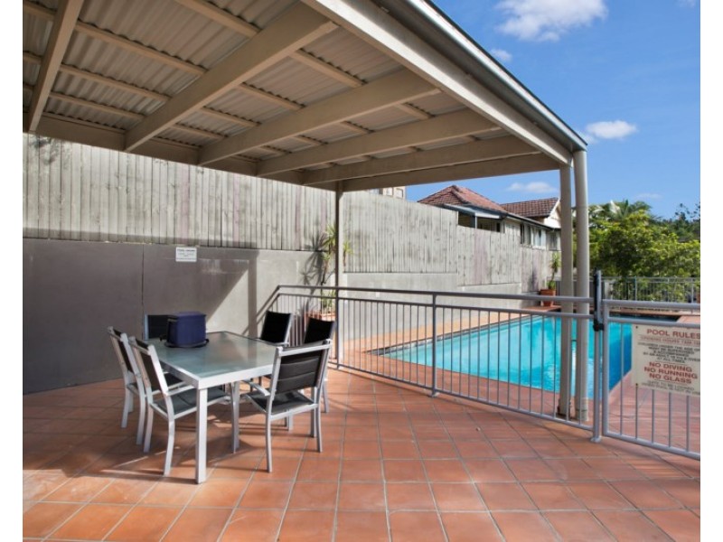 8/36 Holland Street, Toowong QLD 4066