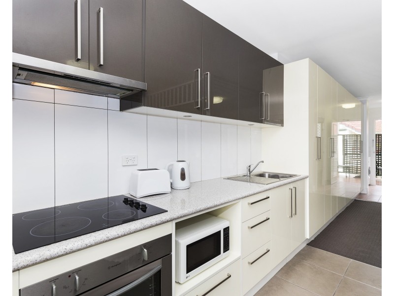 27/38 Jephson Street, Toowong QLD 4066