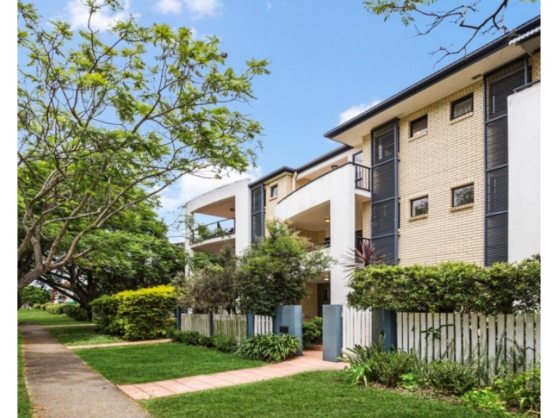 3/177 Macquarie Street, St Lucia QLD 4067